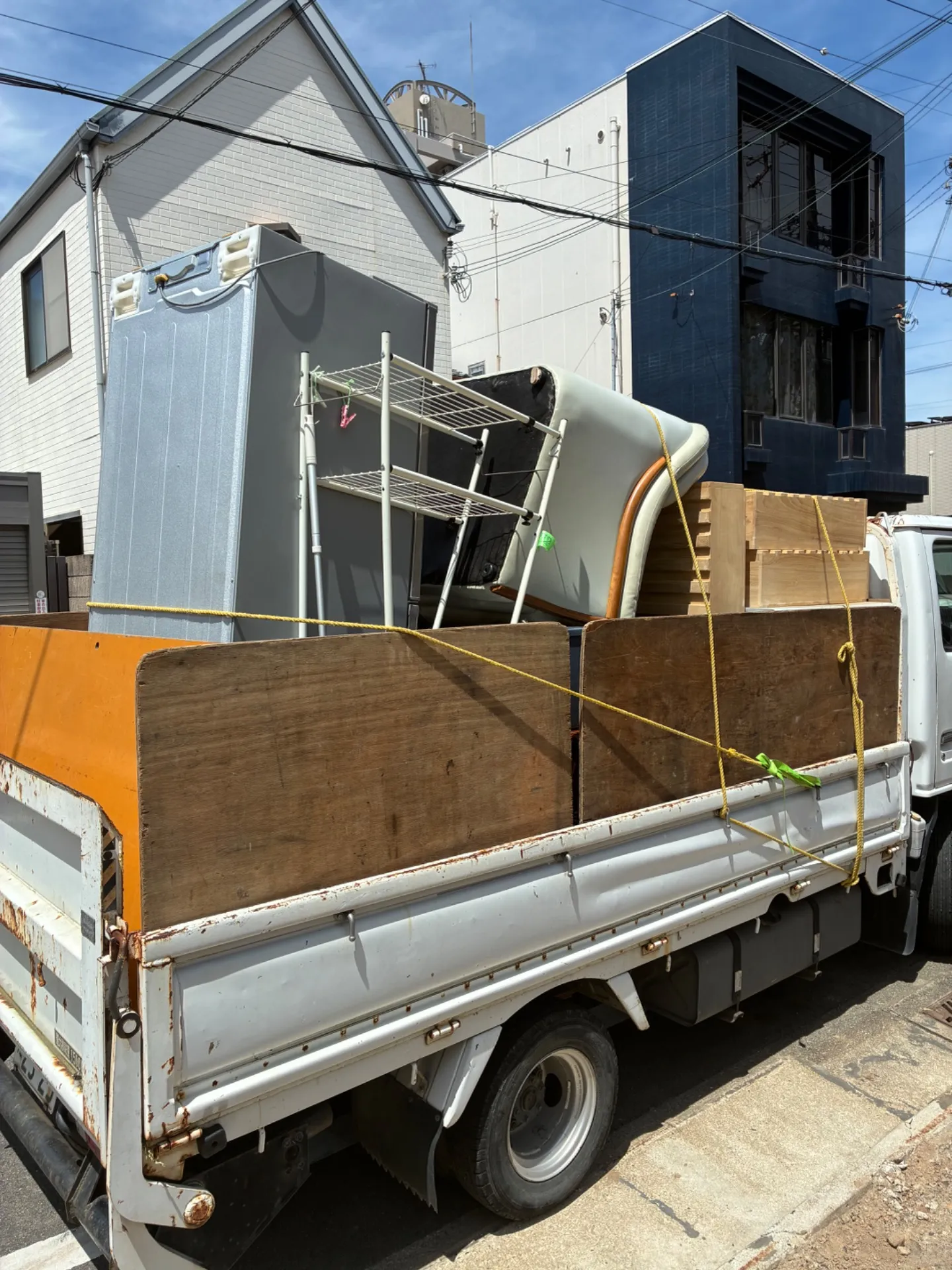 和歌山市内で不用品回収作業